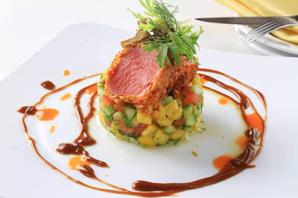 COATED TUNA WITH SPICY CASHEW NUT AND PINEAPPLE SALAD